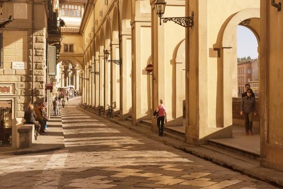 Lungarno degli Acciaiuoli Street in Florence, Rome. (Roxana Bashyrova/Shutterstock)