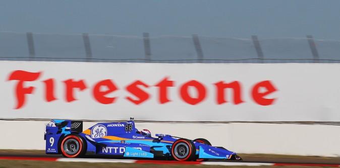 Scott Dixon, on Firestone Red tires, rounds Turn 13 during qualifying. (Chris Jasurek/Epoch Times)