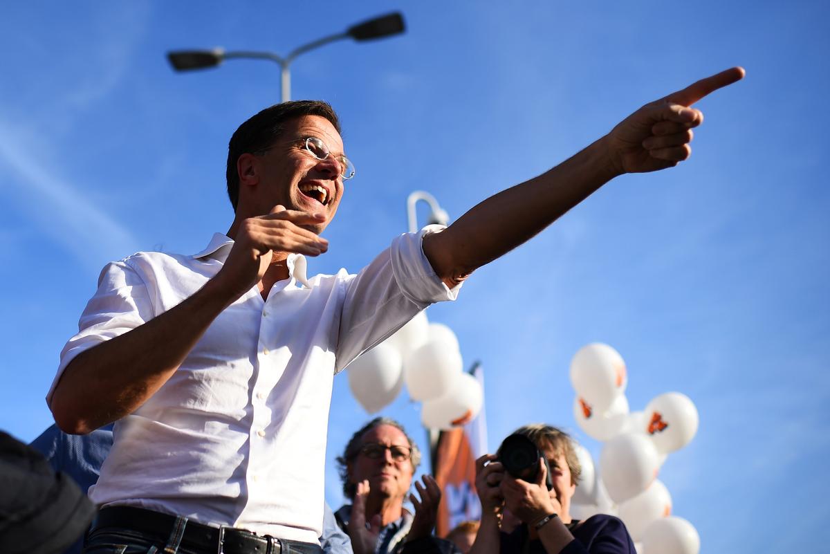 Dutch Prime Minister Mark Rutte of the VVD Liberal party reacts during campaigning in The Hague, Netherlands on March 12, 2017. (REUTERS/Dylan Martinez)