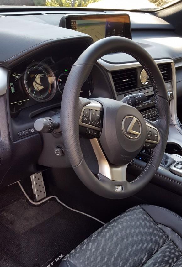Interior Lexus RX 350 F Sport (Courtesy of David Taylor)