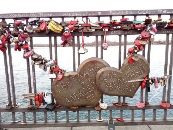 Love keys on a bridge in Irkutsk, Siberia. (Vlatka Jovanovic)
