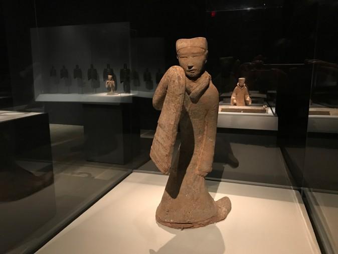 Female dancer, Western Han Dynasty (206 B.C.–A.D. 9). Earthenware with pigment, Xuzhou City Museum. (Milene Fernandez/Epoch Times)