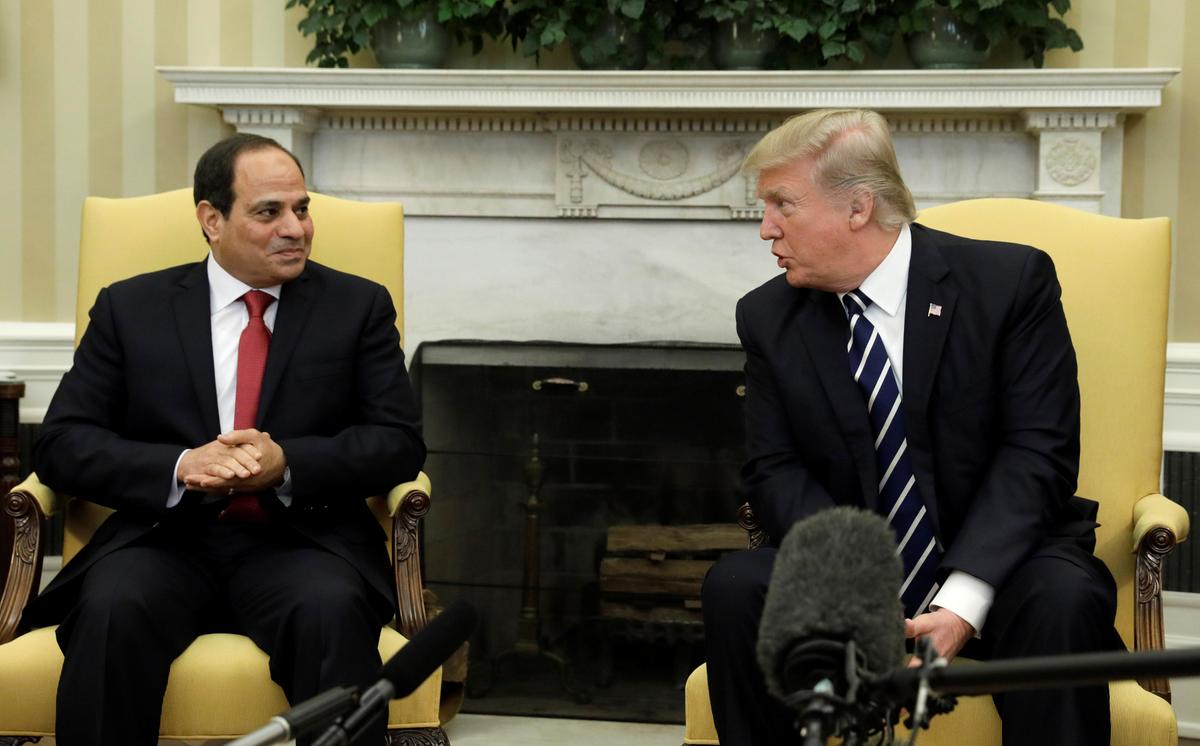 President Donald Trump meets Egyptian President Abdel Fattah al-Sisi in the Oval Office of the White House in Washington on April 3, 2017. (REUTERS/Kevin Lamarque)