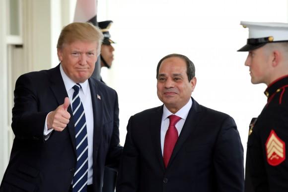 President Donald Trump welcomes Egypt's President Abdel Fattah al-Sisi at the White House in Washington on April 3, 2017. (REUTERS/Carlos Barria)