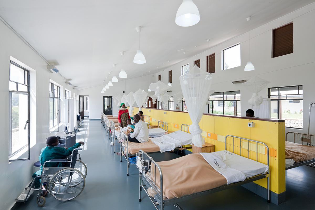The Butaro Hospital was designed to ensure every patient had a view of nature from their bed. (Iwan Baan)