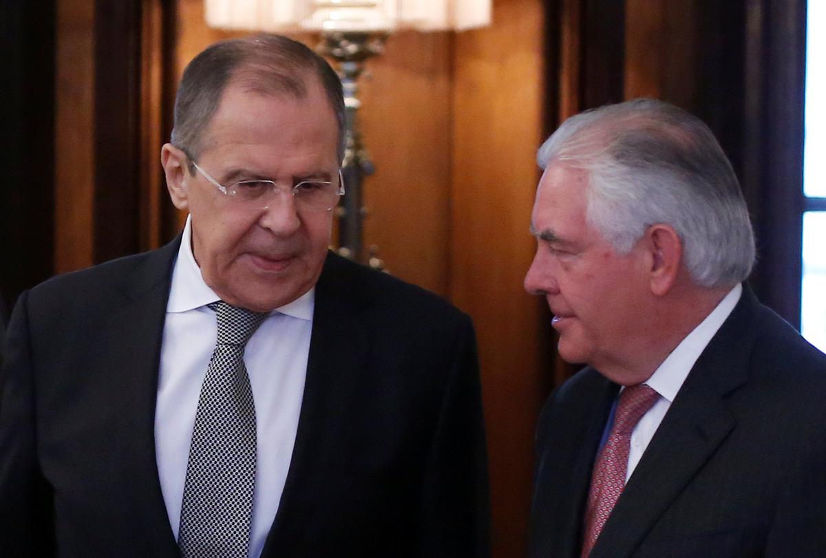 Russian Foreign Minister Sergei Lavrov and U.S. Secretary of State Rex Tillerson enter a hall during their meeting in Moscow, Russia, April 12, 2017. (REUTERS/Maxim Shemetov)