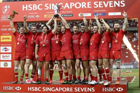 Team Canada celebrates after defeating USA in the Cup Final 2017 Singapore Sevens match at National Stadium on April 16, 2017 in Singapore. (Suhaimi Abdullah/Getty Images)