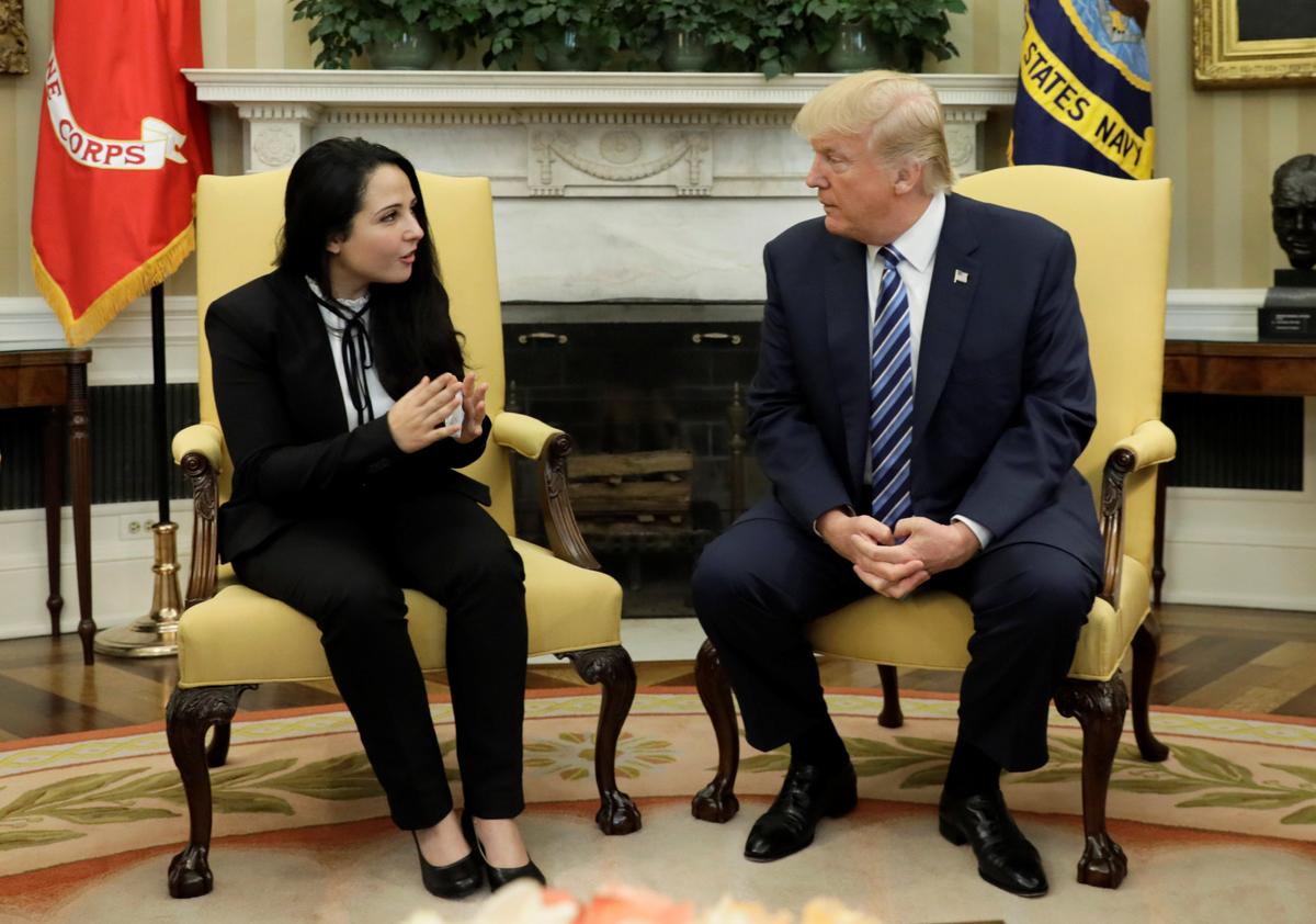 Aya Hijazi meets with U.S. President Donald Trump in the Oval Office of the White House in Washington on April 21, 2017. (REUTERS/Kevin Lamarque)
