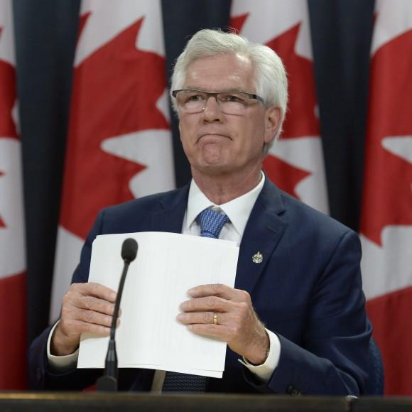 Minister of Natural Resources Jim Carr speaks during a press conference in Ottawa on April 25, 2017, in response to newly-levied U.S. tariffs on Canadian softwood lumber. (The Canadian Press/Adrian Wyld)
