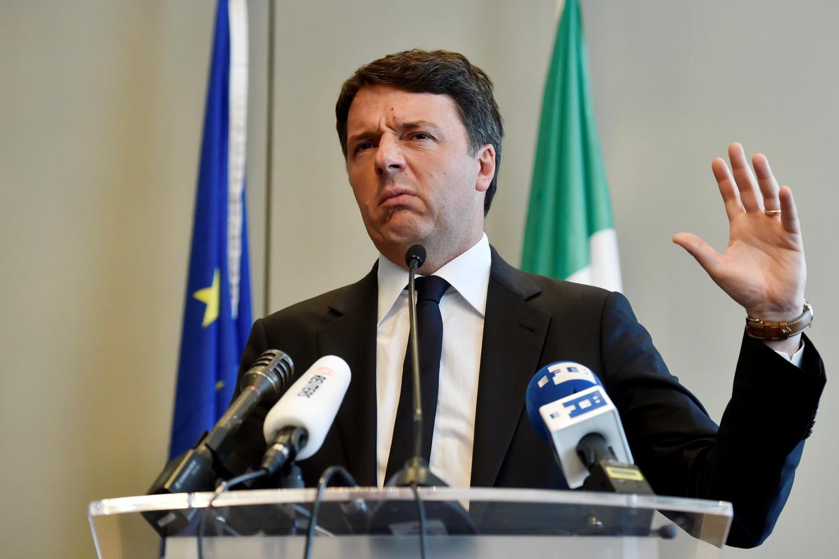 Italy's Former Prime Minister Matteo Renzi speaks during a news conference in Brussels, Belgium on April 28, 2017. (Reuters/Eric Vidal)