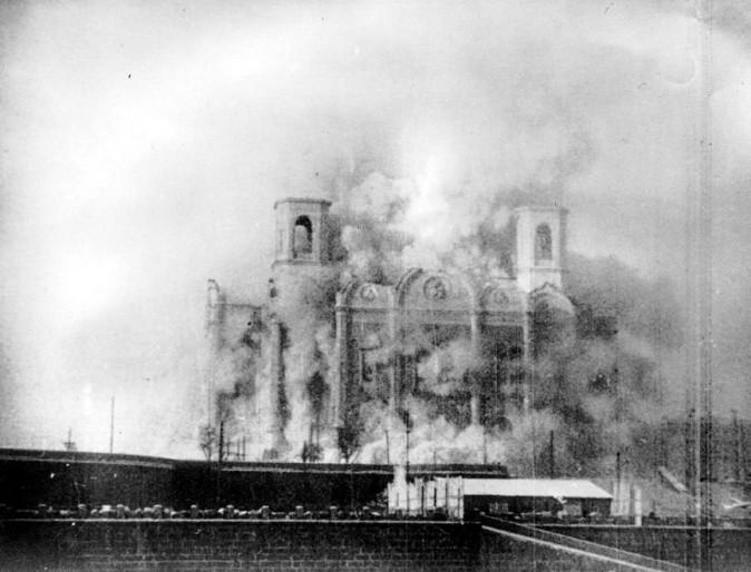 In this 1931 photo, the Church of Christ the Savior in Moscow is demolished to make way for the Palace of the Soviets, a skyscraper that was never completed. The church was rebuilt after the collapse of the Soviet Union. (Public Domain)