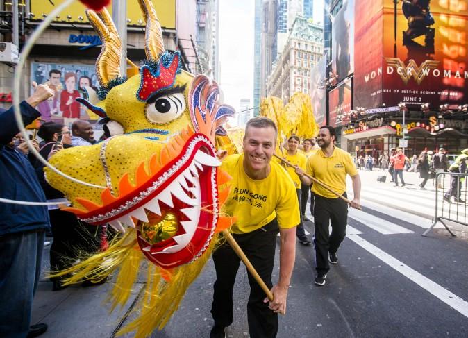 World Falun Dafa Day parade in New York on May 12, 2017. (Samira Bouaou/The Epoch Times)