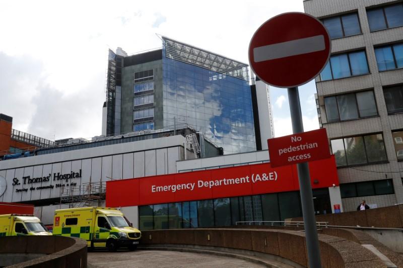 An ambulance waits outside the emergency department at St Thomas' Hospital in central London, Britain on May 12, 2017. (REUTERS/Stefan Wermuth)
