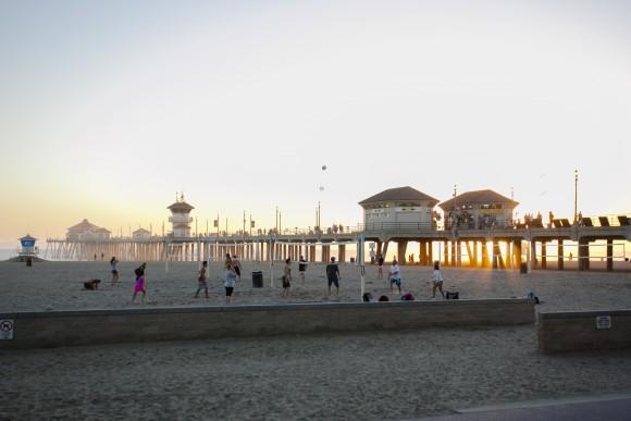 At 1,850 feet long, Huntington Beach Pier seems to jut right into the sunset. (Channaly Philipp/The Epoch Times)