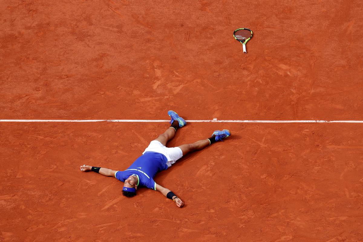 Spain's Rafael Nadal celebrates winning the final against Switzerland's Stan Wawrinka Paris, France on June 11, 2017. (Reuters/Gonzalo Fuentes)