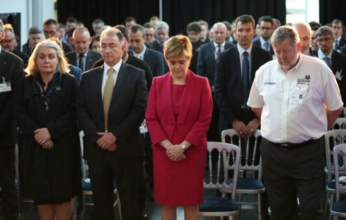 Scotland's First Minister Nicola Sturgeon observes a minute's silence in memory of those who died in the Grenfell Tower fire during a visit to the Advanced Forming Research Centre in Renfrew, Glasgow, June 19, 2017. (Jane Barlow/Reuters/Pool)