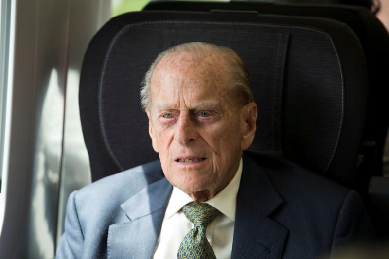Britain's Prince Philip sits in a train on a journey marking the 175th anniversary of the first train journey by a British monarch, recreating the historic journey made by Queen Victoria on 13th June 1842, from Slough to London Paddington, Britain on June 13, 2017. (REUTERS/Paul Edwards/Pool)