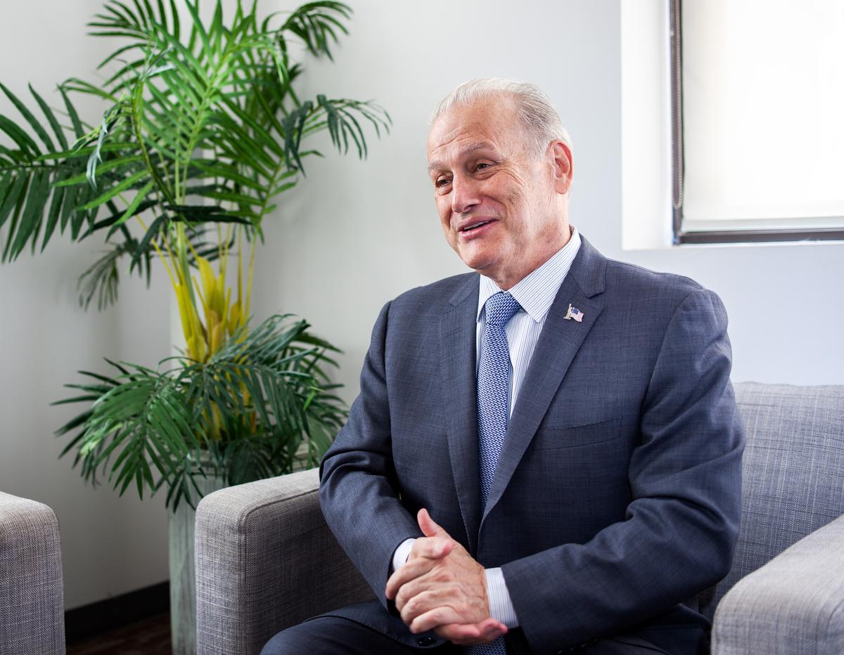 Mayoral hopeful Rocky De La Fuente at the headquarters of the Epoch Media Group in New York on July 6, 2017. (Petr Svab/The Epoch Times)