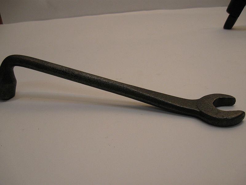 A tire iron (RelentlesslyOptimistic/CC BY 2.0)