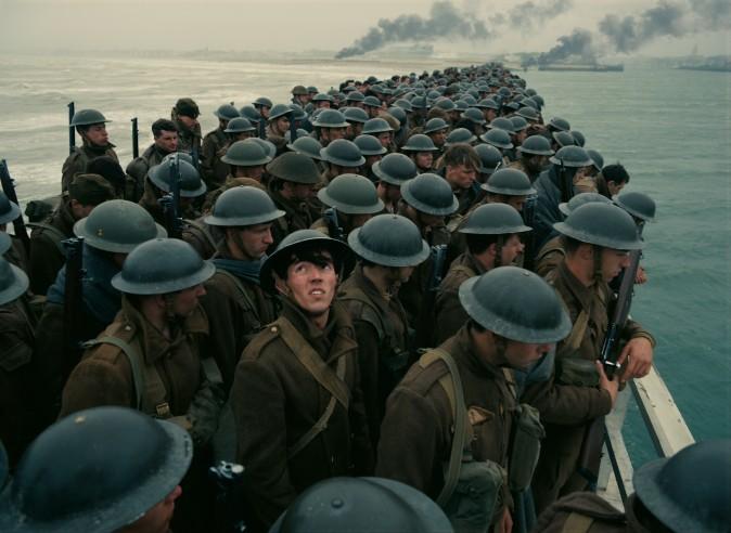 Stranded soldiers in the action-thriller "Dunkirk." (Melinda Sue Gordon/Warner Bros. Entertainment Inc.)