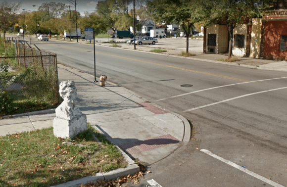 Statue of Abraham Lincoln on South Wolcott Avenue in Chicago in 2015. (Google Maps)