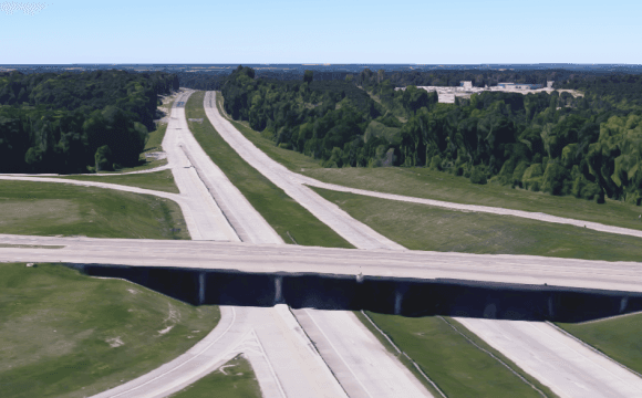 Highway overpass near Exit 47 on I-20 near Minden, La. (Google Maps)