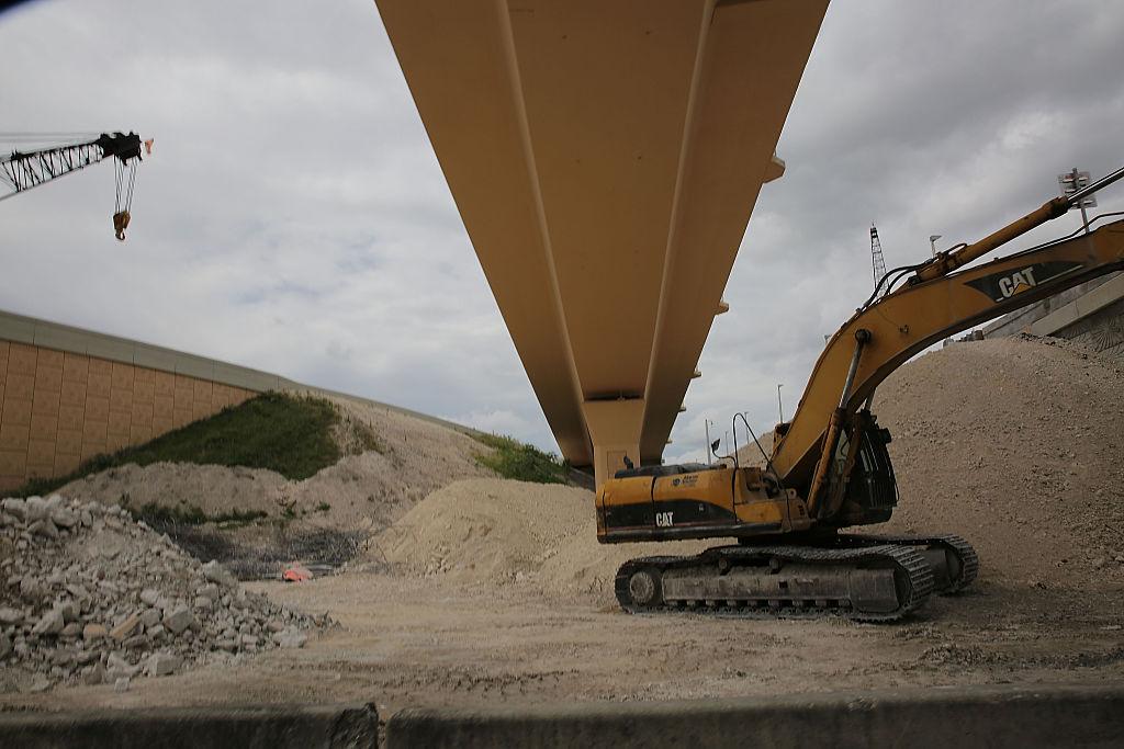 Construction work is seen at the 826 and 836 State Road Interchange in Miami, Fla., on July 30, 2015 . (Joe Raedle/Getty Images)