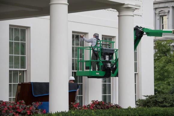 Workers work on renovations on the West Wing of the White House on Aug. 14, 2017. The cost of the renovations, which included over 200 workers, came at $3.4 million dollars. (NICHOLAS KAMM/AFP/Getty Images)