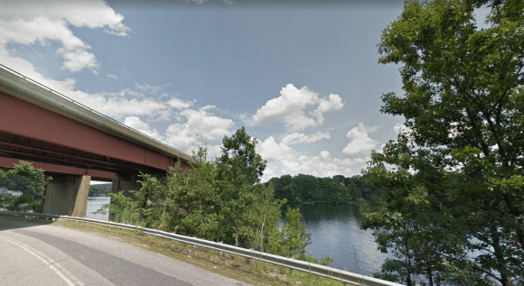 View of the I-290 highway overpass and Lake Quinsigamond. (Google Maps)