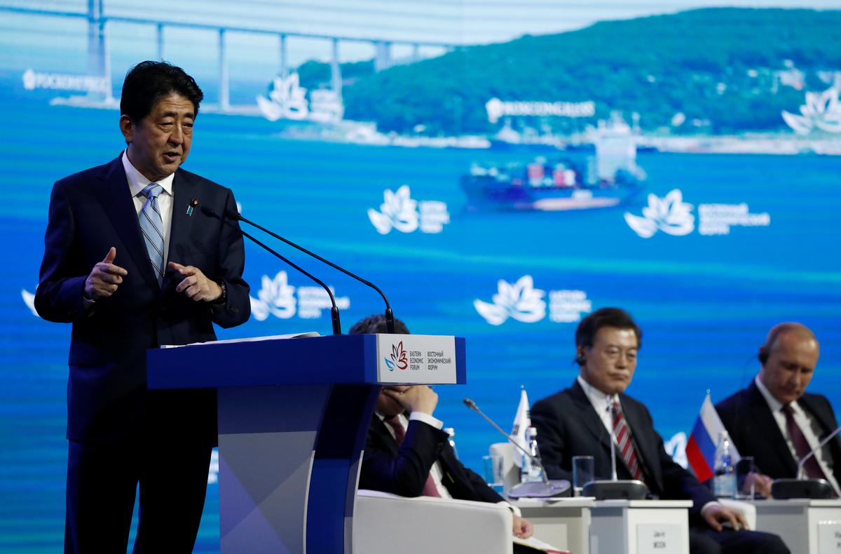 Japanese Prime Minister Shinzo Abe delivers a speech during a session of the Eastern Economic Forum in Vladivostok, Russia on Sept. 7, 2017. (REUTERS/Sergei Karpukhin)