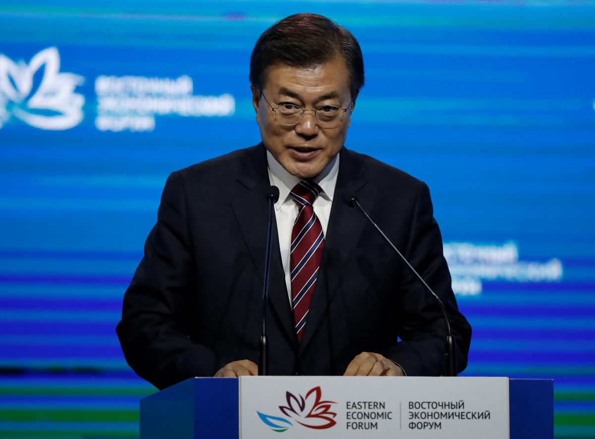 South Korean President Moon Jae-in delivers a speech during a session of the Eastern Economic Forum in Vladivostok, Russia on Sept. 7, 2017. (REUTERS/Sergei Karpukhin)