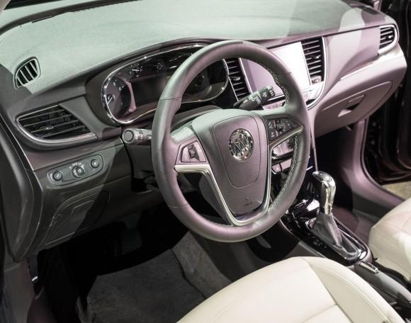 2017 Buick Encore interior (Buick Canada)
