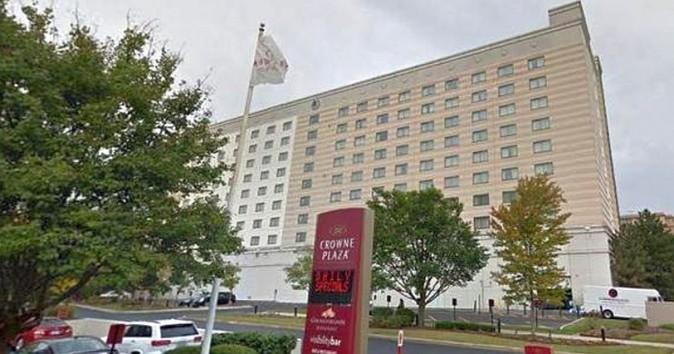 The Crowne Plaza Hotel in Rosemont, Ill., near Chicago. A teen reportedly died when she walked into the hotel's freezer over the weekend. (Google Maps)