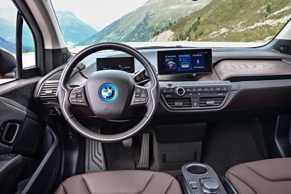 BMW i3s interior (BMW Canada)
