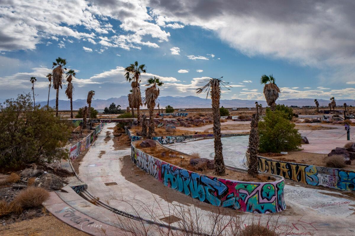 For Decades It Was Highway 15βs Seedy, Oddball Attraction. Now Primm ...
