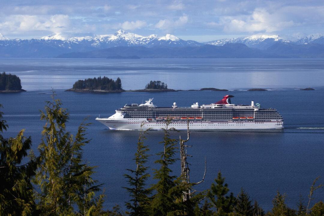2025 Alaska Cruise Season Gets Underway As First Ship Sails Into Juneau 2025-alaska-cruise-season-gets-underway-as-first-ship-sails-into-juneau