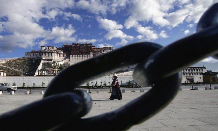 The Potala Palace Plaza in Lhasa of Tibet Autonomous Region, China as Tibetans fight to hold onto their cultural roots. (China Photos/Getty Images)