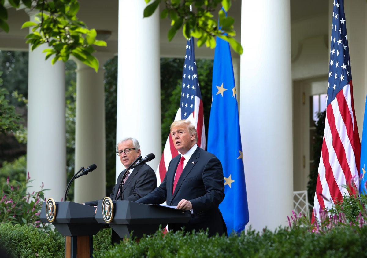 President Donald Trump meets with European Commission President Jean-Claude Juncker on July 25, 2018. (Samira Bouaou/The Epoch Times)