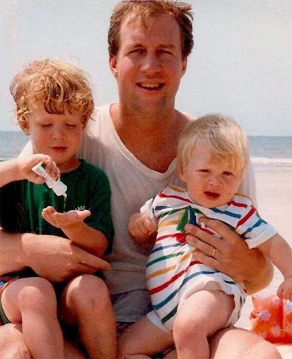 Steve M. Grant with his sons Chris and Kelly when they were toddlers. (Courtesy of Steve M. Grant)