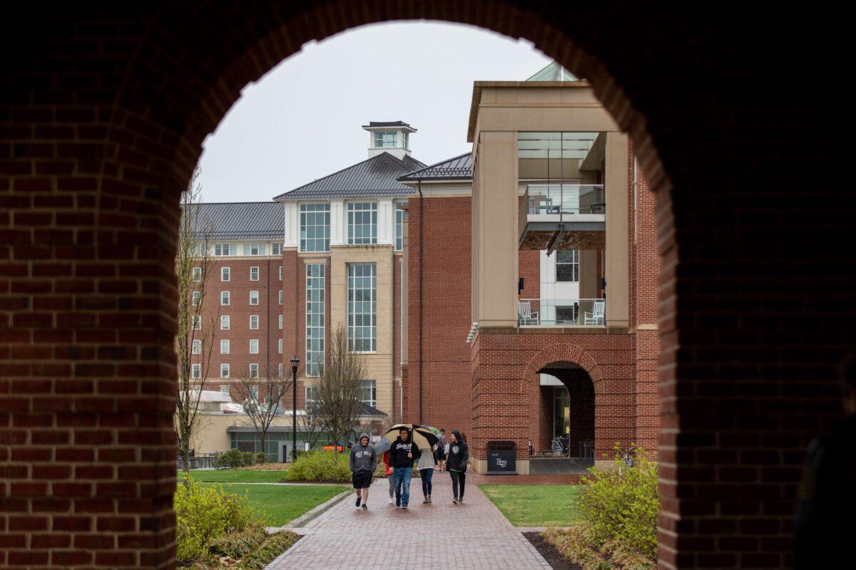 Students at Liberty University in Lynchburg, Va., on March 31, 2020. (Amanda Andrade-Rhoades/AFP via Getty Images)