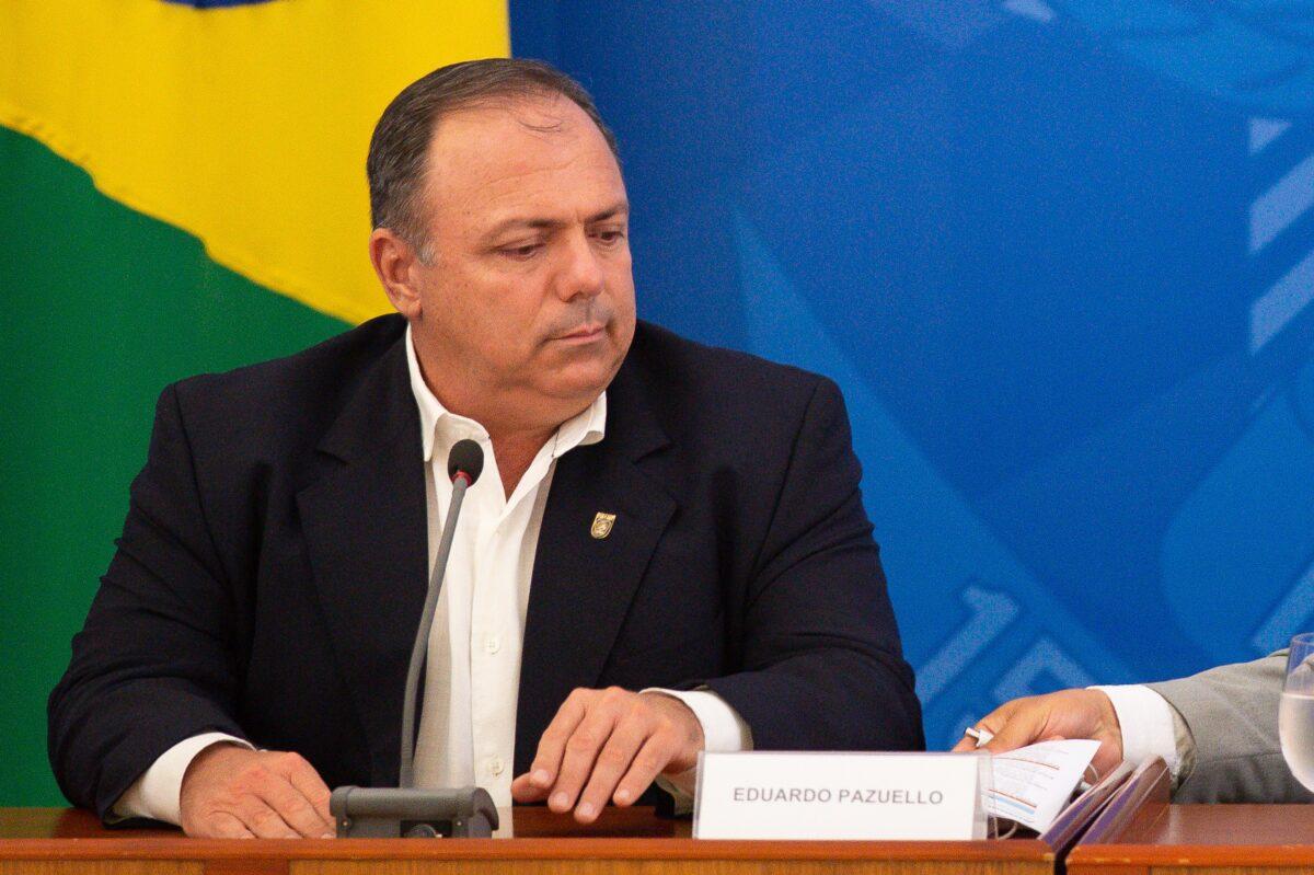 Brazilian Executive Secretary of the Ministry Health Eduardo Pazuello during a press conference to give updates on the COVID-19 pandemic at the Planalto Palace in Brasilia on April, 27, 2020. (Andressa Anholete/Getty Images)