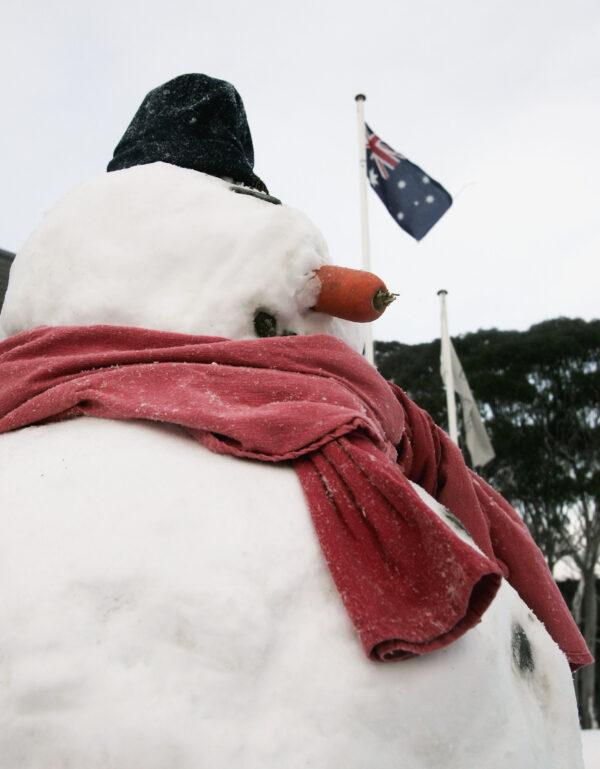 A snowman at the High Plains Bar and Restuarant at Dinner Plains at Mount Hotham, in Mount Hotham, Australia, on June 17, 2005. (Mark Dadswell/Getty Images).