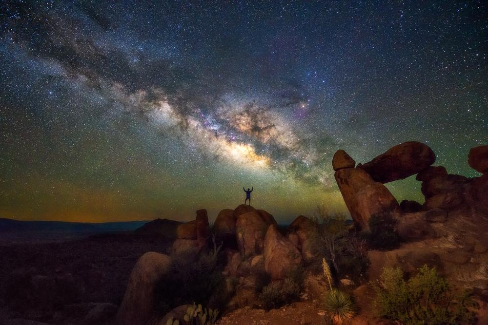 Milky Way over Big Bend National Park. (Wisanu Boonrawd/Shutterstock)