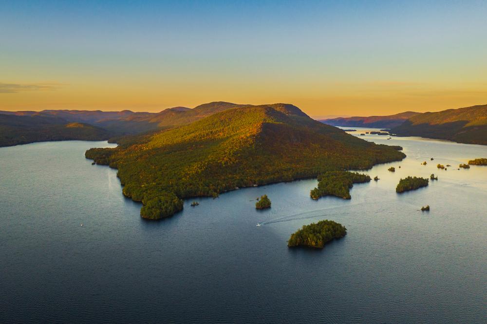 Lake George, N.Y. (Cheng Gan/Shutterstock)