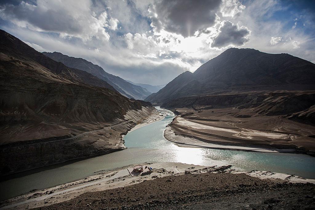 The confluence of the Indus (L) and the Zanskar rivers (R) at Sangam, in Ladakh, India, on Oct. 4, 2012. (Daniel Berehulak/Getty Images)