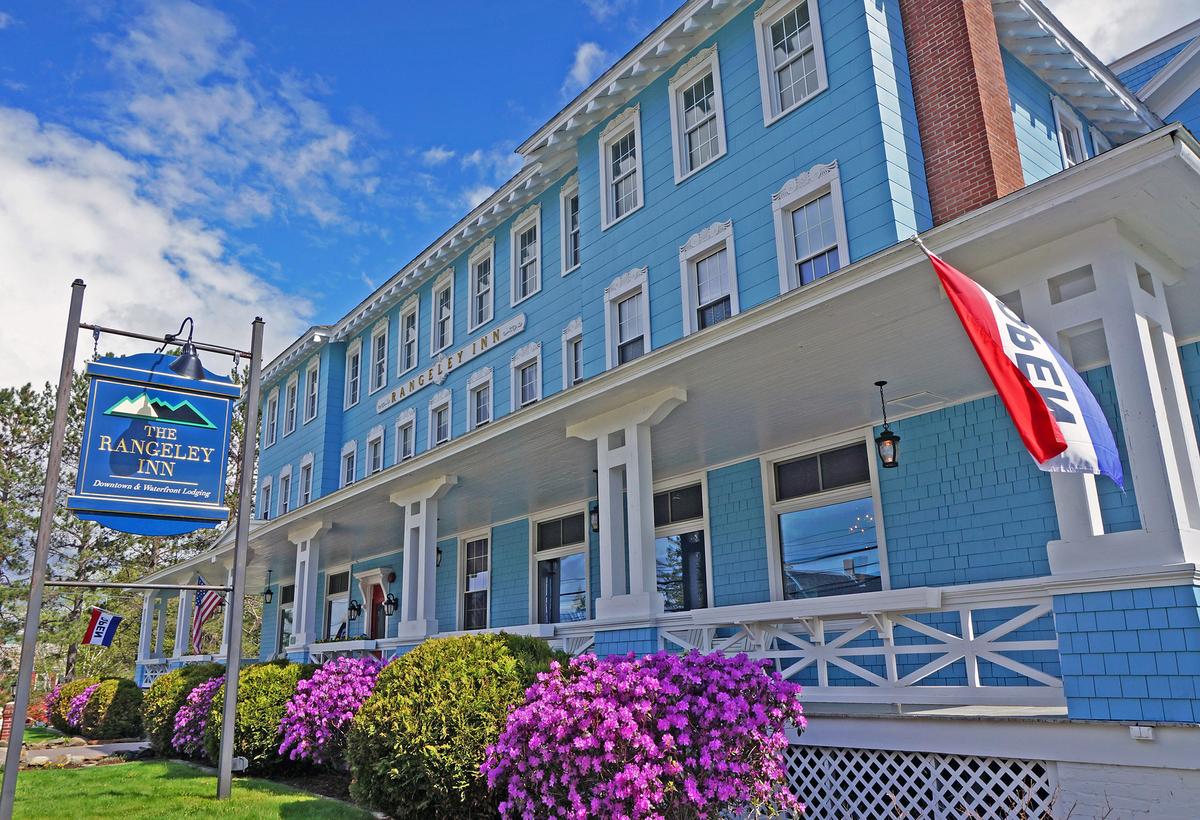 The Rangeley Inn in Rangeley, Maine. (Courtesy of the Rangeley Inn)