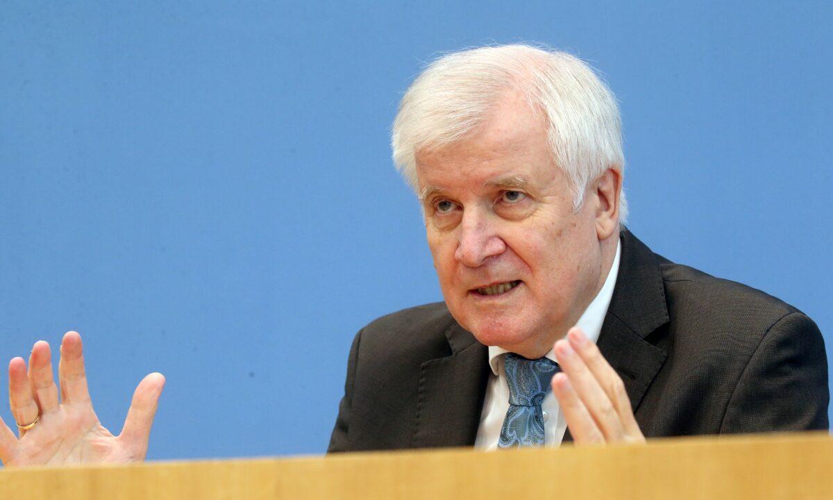 German Interior Minister Horst Seehofer addresses a news conference on extremism in Berlin, Germany, on Oct. 6, 2020. (Wolfgang Kumm/Pool via Reuters)
