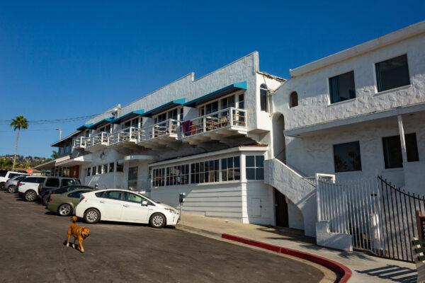 The Coast Inn Hotel in Laguna Beach, Calif., on Oct. 15, 2020. (John Fredricks/The Epoch Times)