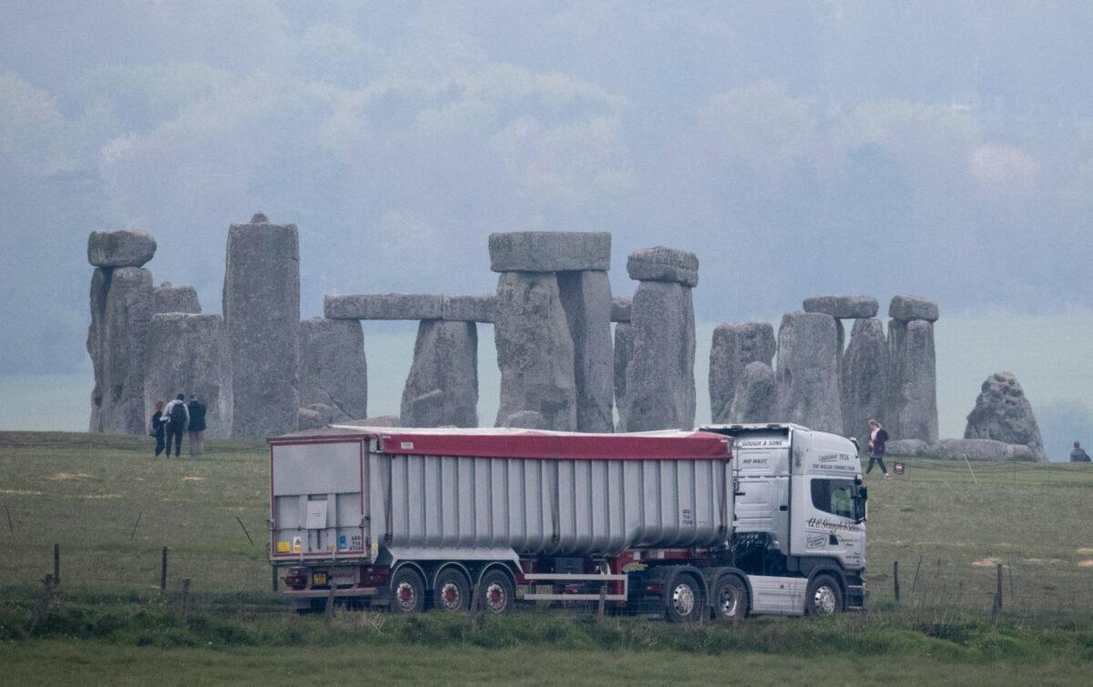 Traffic passes along the busy A303 that currently runs beside the ancient neolithic monument of Stonehenge near Amesbury on April 20, 2017, in Wiltshire, England. (Matt Cardy/Getty Images)