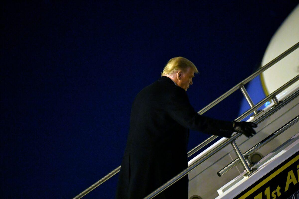 President Donald Trump boards Air Force One in Butler, Pa., on Oct. 31, 2020. (Mandel Ngan/AFP via Getty Images)